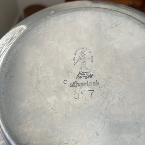 Vintage Aluminum Server - Picture 6 of 7